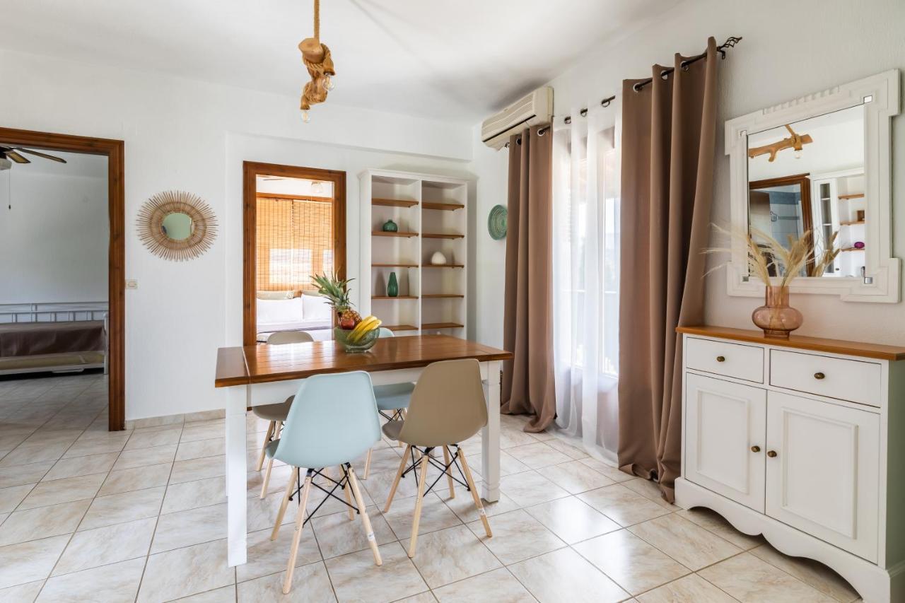 Giasemi Apartments Skopelos Town Ngoại thất bức ảnh