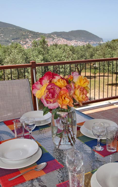 Giasemi Apartments Skopelos Town Ngoại thất bức ảnh
