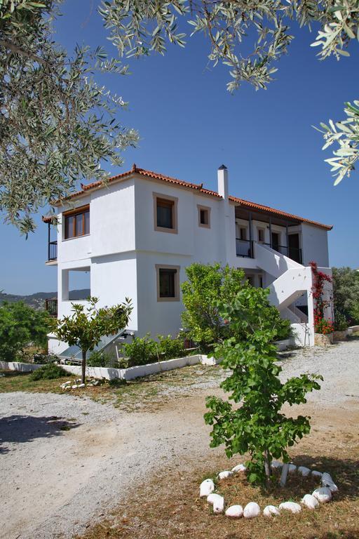 Giasemi Apartments Skopelos Town Ngoại thất bức ảnh