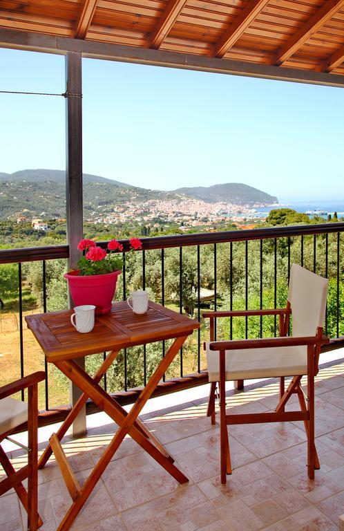 Giasemi Apartments Skopelos Town Ngoại thất bức ảnh