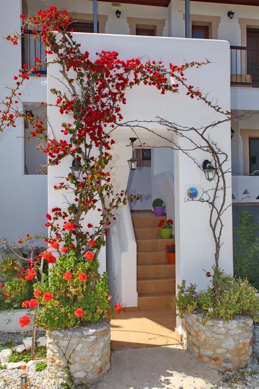 Giasemi Apartments Skopelos Town Ngoại thất bức ảnh