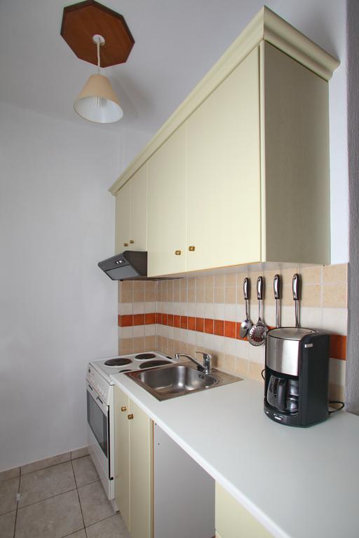 Giasemi Apartments Skopelos Town Ngoại thất bức ảnh